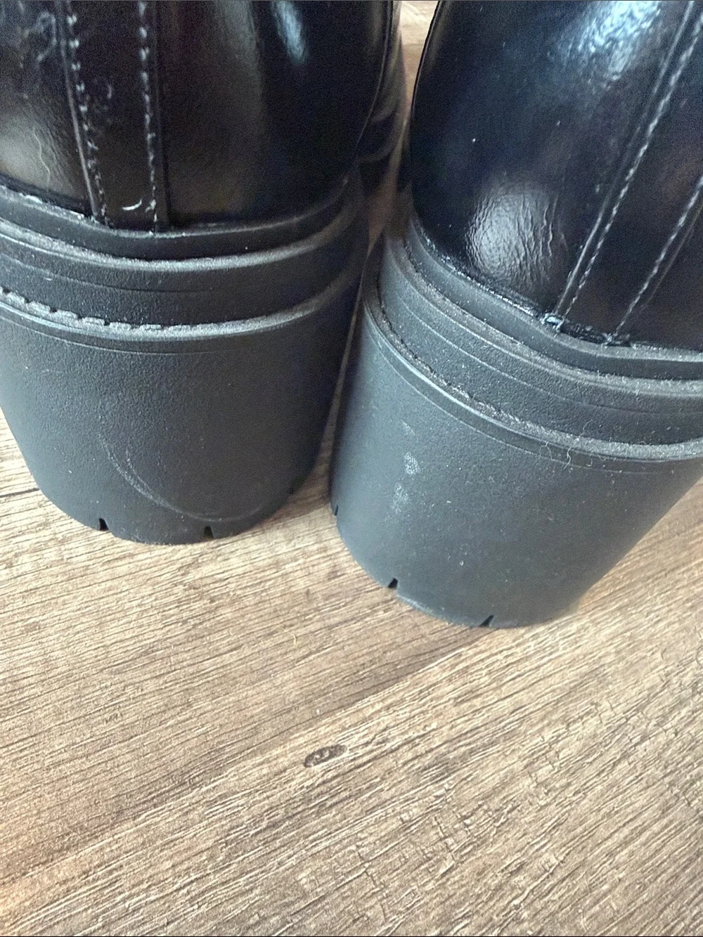 NWOB Michael Kors Black Leather Penny Loafers with Gold Logo Accent